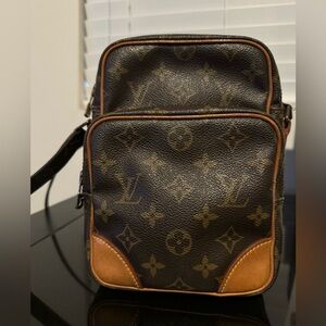 LOUIS VUITTON Amazon Shoulder Bag 💼 F10